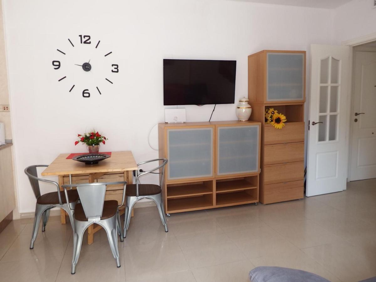 Lovely, Quiet Downtown-Beach W Balcony Fuengirola Ngoại thất bức ảnh